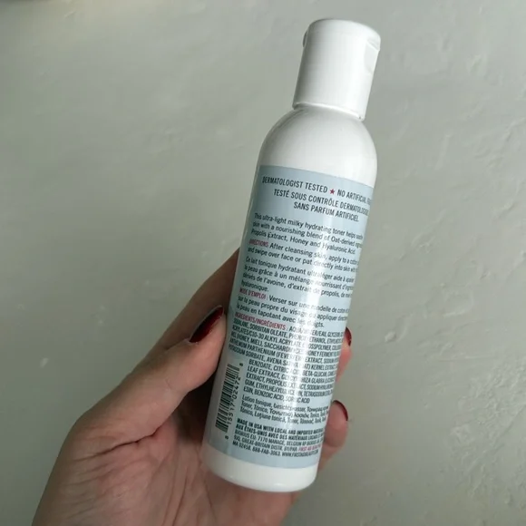 NEW- First Aid Beauty Ultra Repair Wild Oat Hydrating Toner - Picture 3 of 7